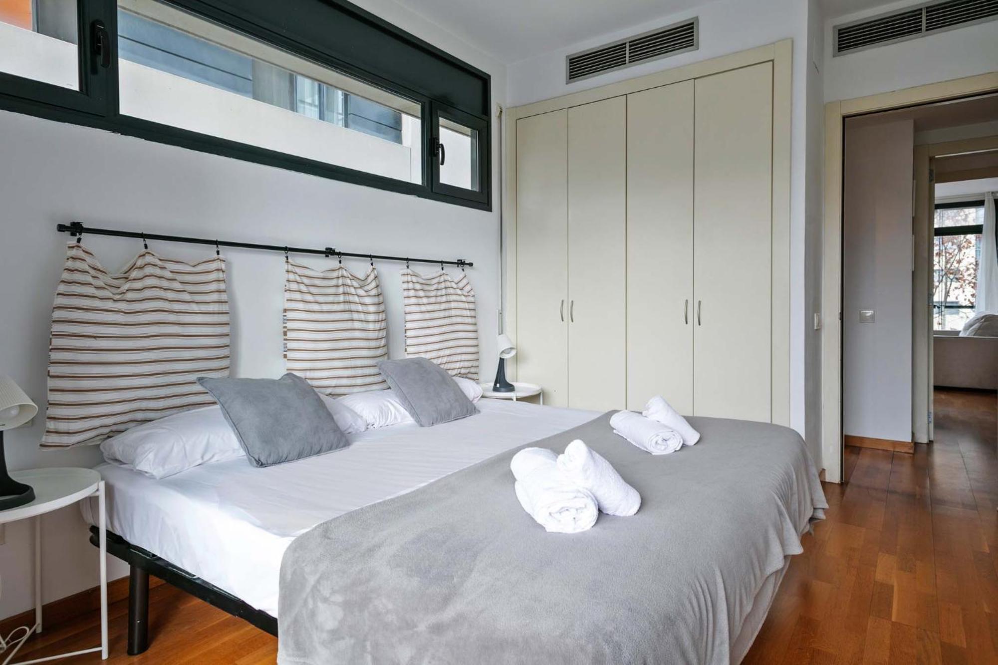 1213 - Ciutadella Nice Apartment Barcelona Buitenkant foto
